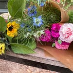 The Blooming Bees Box – Postal Flowers